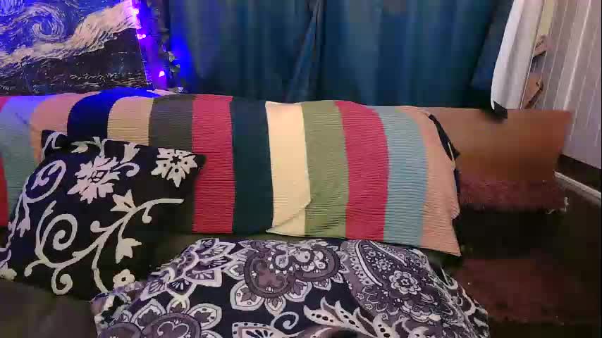 average_girl222 Cam Model Chat November 15, 2025