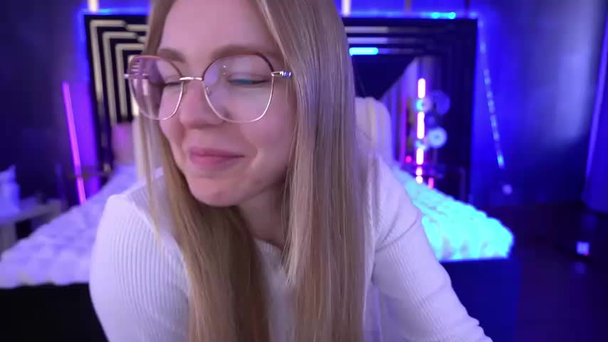 EmilySunshineS Cam Model Chat November 15, 2025