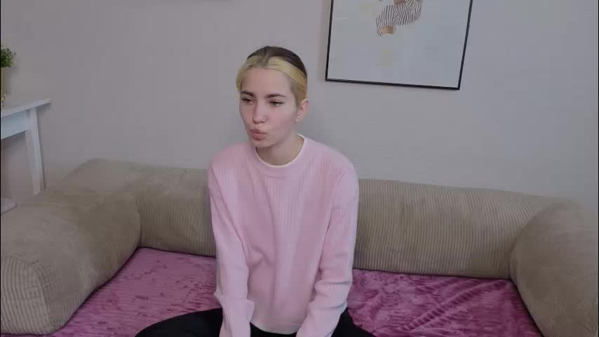 _little_butterfly_ Cam Model Chat November 15, 2025