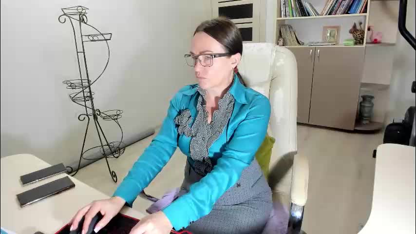 vika7333 Cam Model Chat November 15, 2025