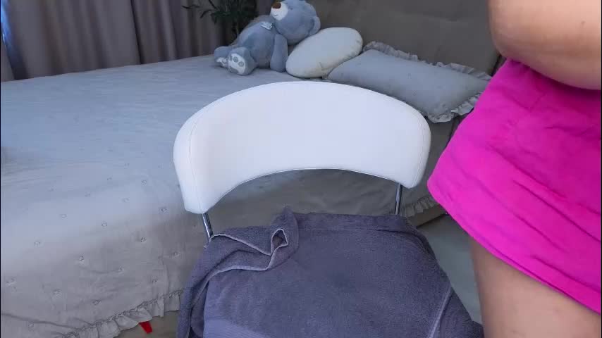 heroine_of_your_life Cam Model Chat November 15, 2025