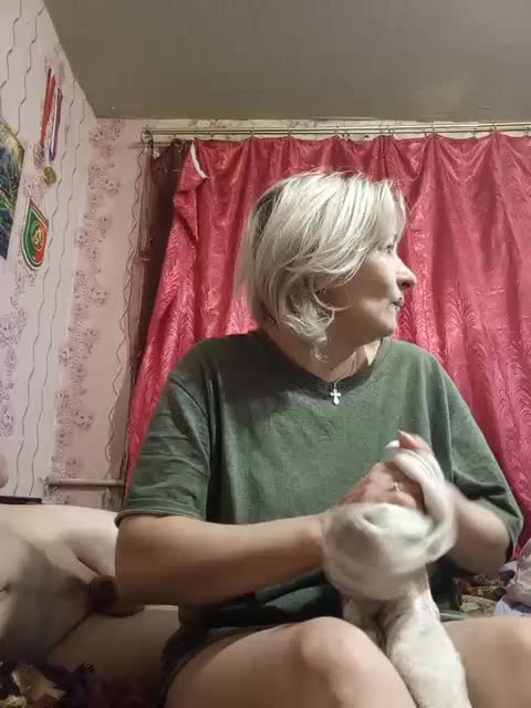 Andrei2409199 Cam Model Chat November 15, 2025