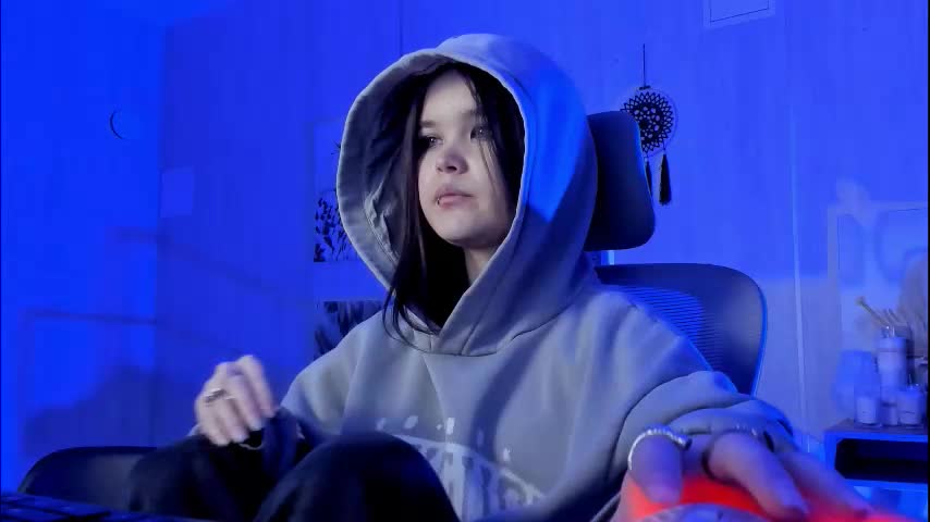 elainebeness Cam Model Chat November 15, 2025