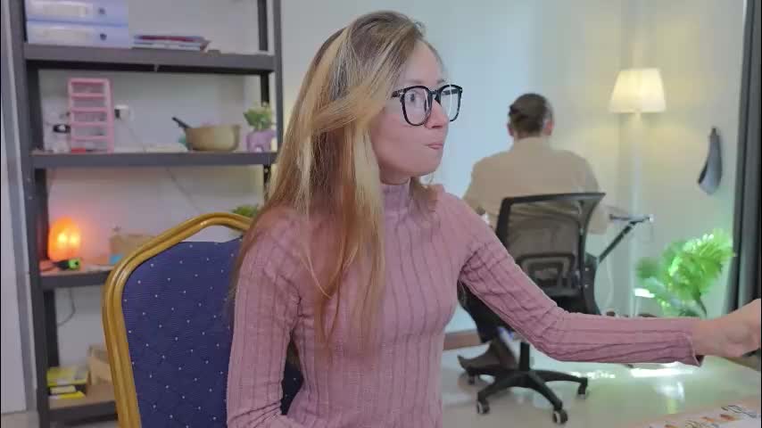 ellcrys Cam Model Chat November 15, 2025