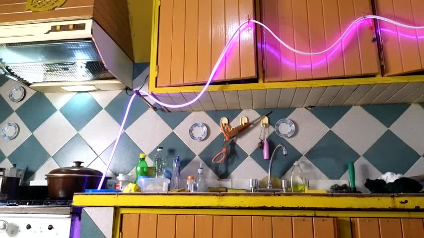 Jony_Marta Cam Model Chat November 15, 2025