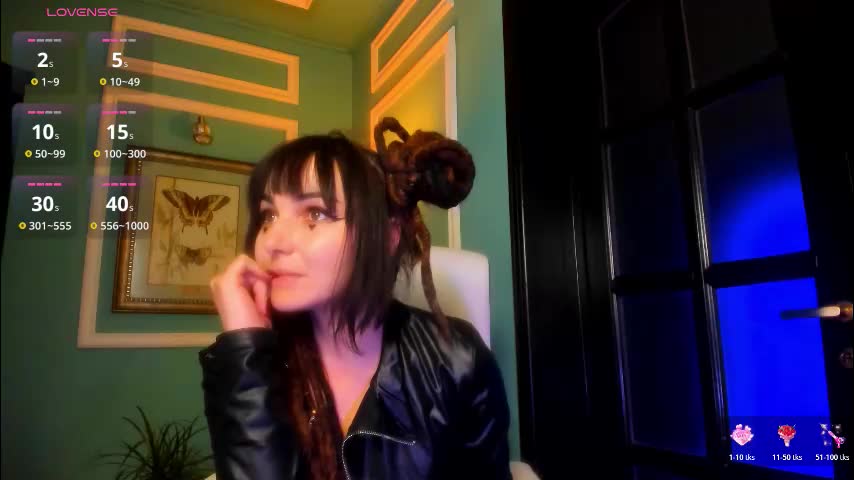 1munique Cam Model Chat November 15, 2025