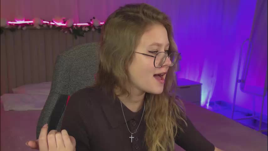 evemundie Cam Model Chat November 15, 2025