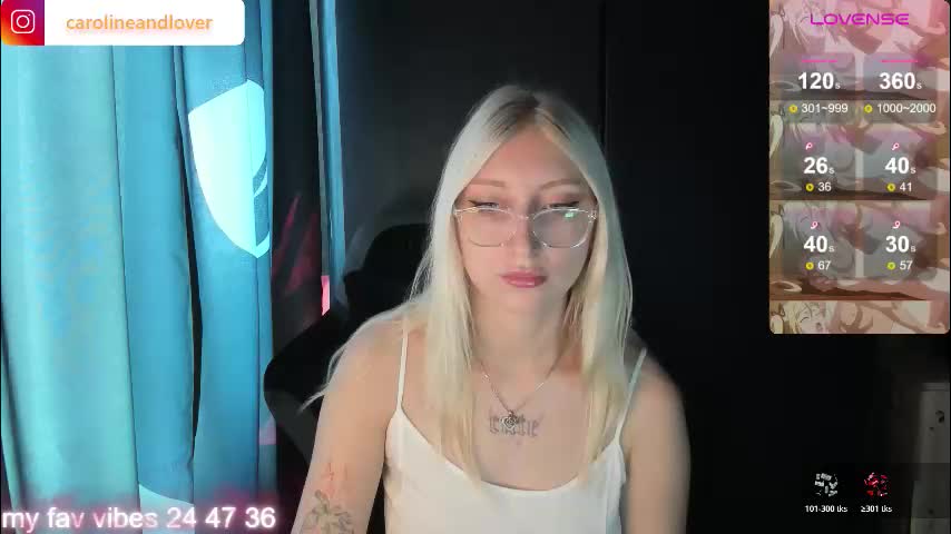 carolineandlover Cam Model Chat November 15, 2025