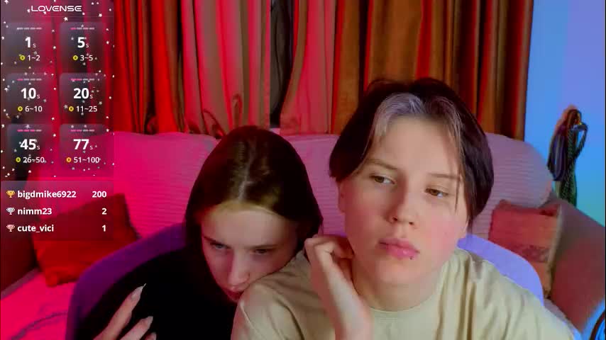 berry_assortment Cam Model Chat November 15, 2025