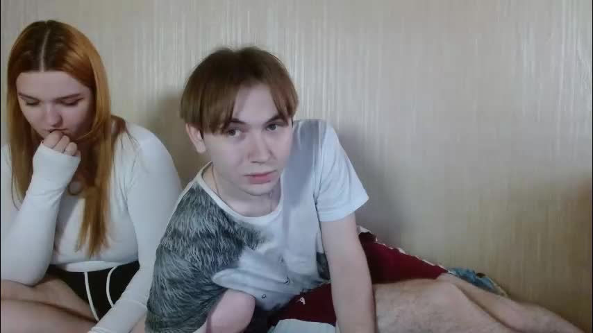 love_language776834 Cam Model Chat November 15, 2025