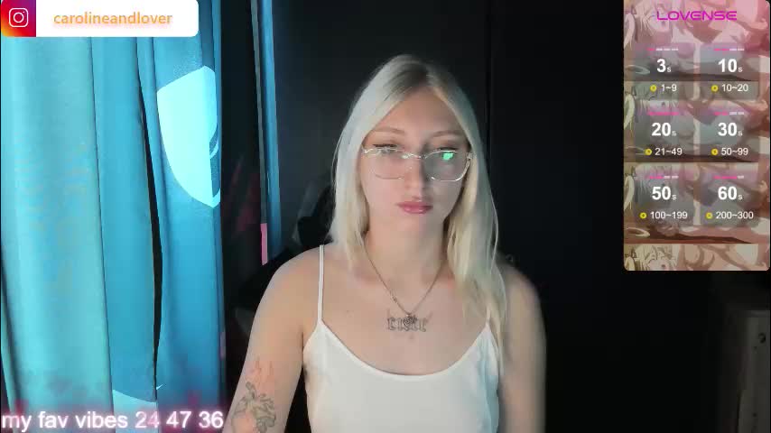 carolineandlover Cam Model Chat November 15, 2025