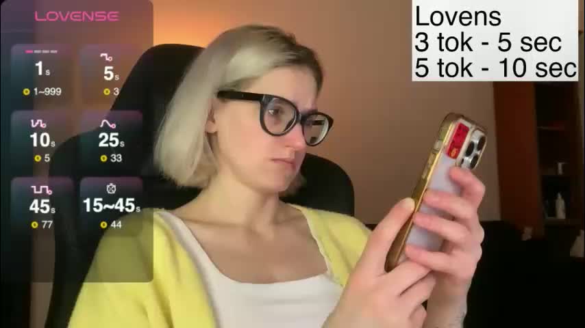 sexy_sweets Cam Model Chat November 16, 2025