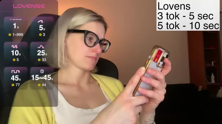 Sexy_Sweets Cam Model Chat November 16, 2025