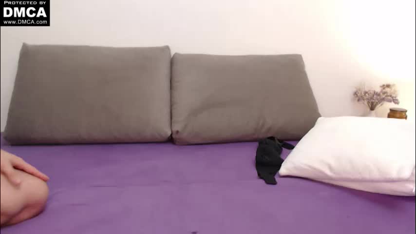 nikki_maks Cam Model Chat November 16, 2025