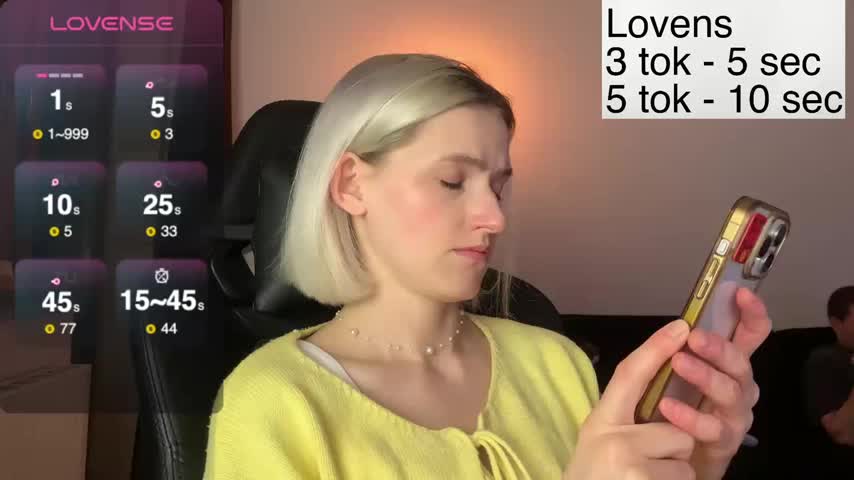 Sexy_Sweets Cam Model Chat November 17, 2025