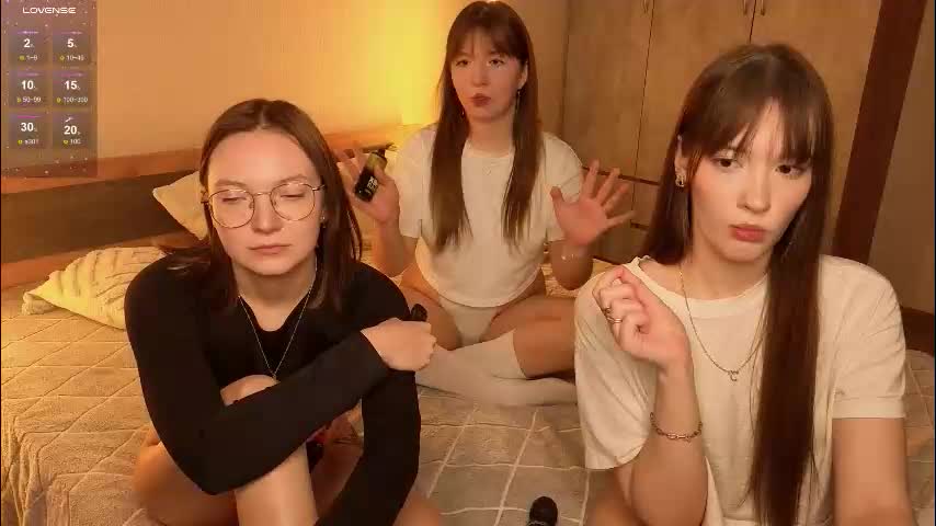 _reverse_gang_ Cam Model Chat November 17, 2025