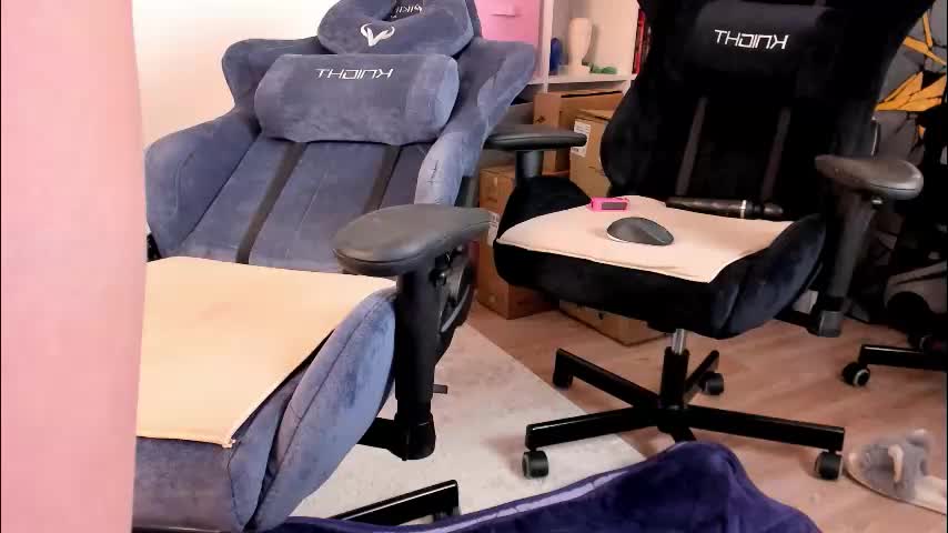 hottyblonds Cam Model Chat November 17, 2025