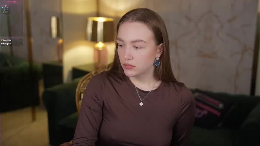 sweetdesiree_ Cam Model Chat November 17, 2025