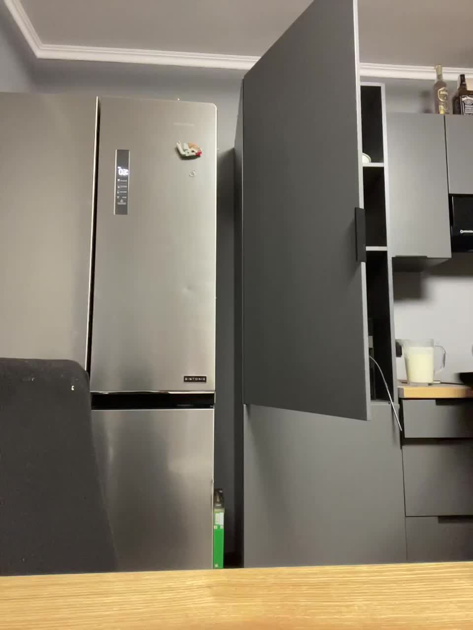 Potifays Cam Model Chat November 17, 2025