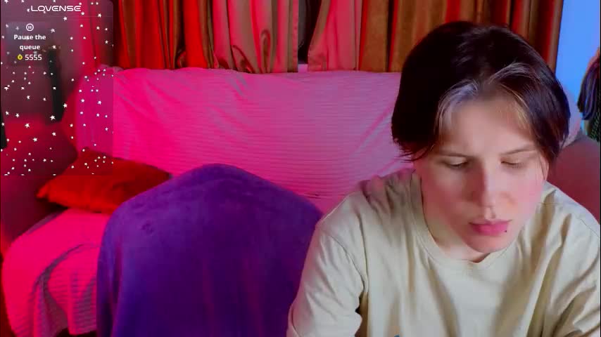 berry_assortment Cam Model Chat November 17, 2025