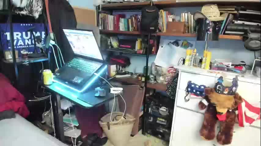 pink_black Cam Model Chat November 17, 2025