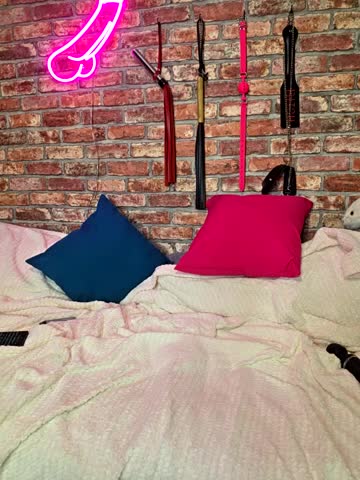 Caramel_pussy Cam Model Chat November 17, 2025