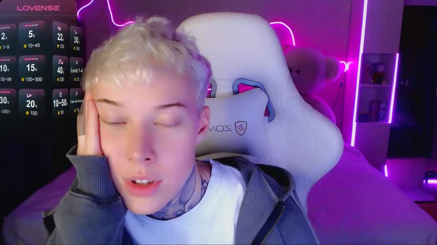 soulinacage Cam Model Chat November 17, 2025