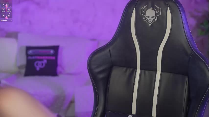 bright_diamonds_054 Cam Model Chat November 17, 2025