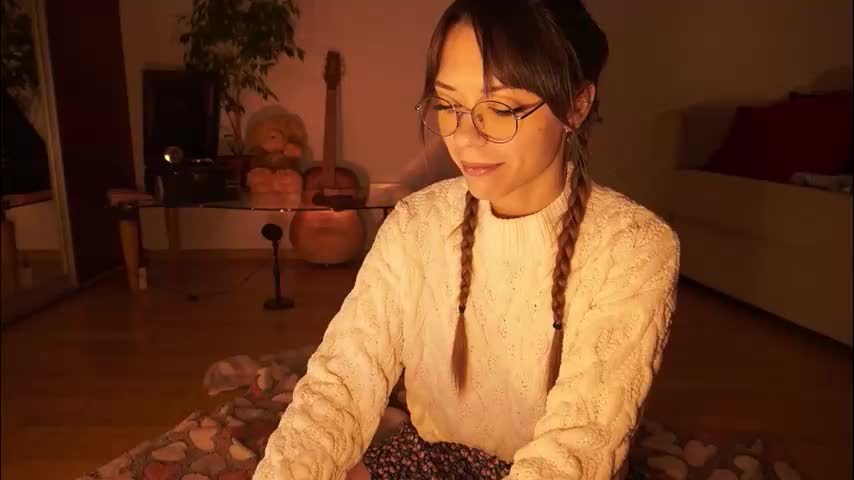 elly_fry Cam Model Chat November 17, 2025
