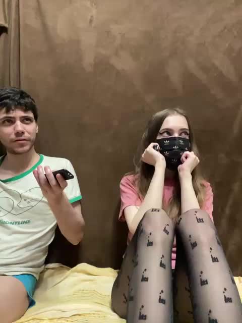 zaebokroom999 Cam Model Chat November 17, 2025