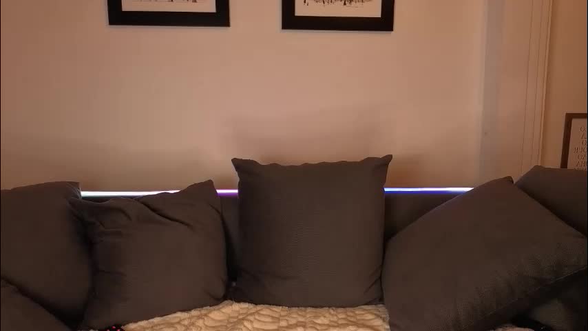 carriebradshawww Cam Model Chat November 17, 2025