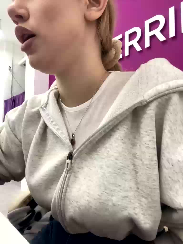 VikaAndMilana Cam Model Chat November 17, 2025