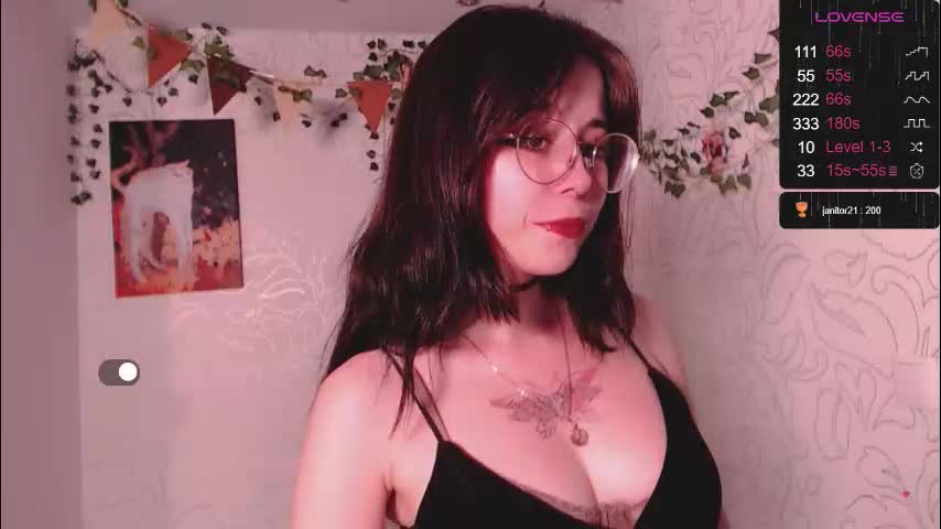 emmae__ Cam Model Chat November 17, 2025