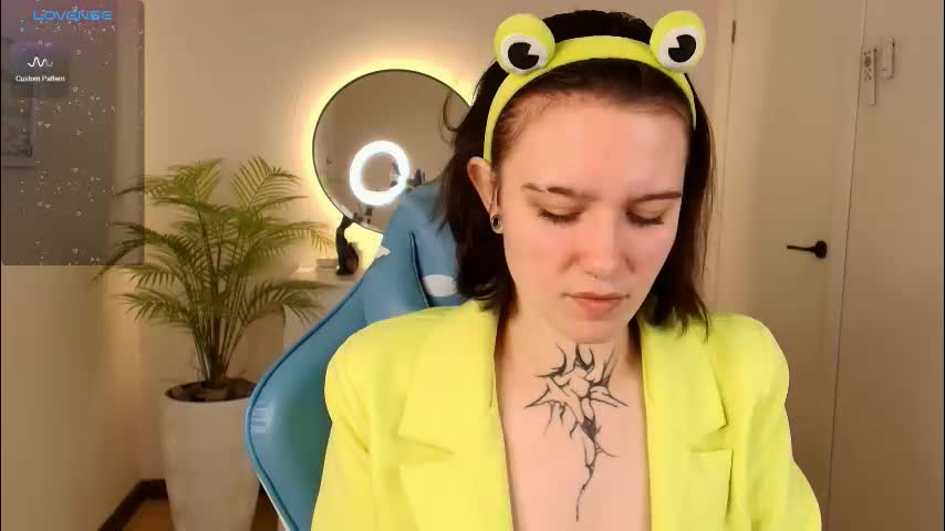 elastikiss Cam Model Chat November 17, 2025