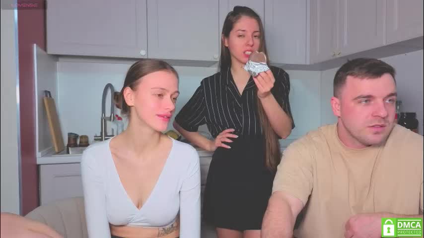 ihavepaws33 Cam Model Chat November 17, 2025