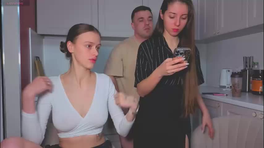 ihavepaws33 Cam Model Chat November 17, 2025