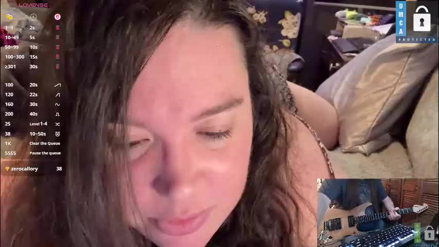 livewifecambjs Cam Model Chat November 17, 2025