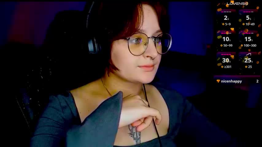 sonya_mikki Cam Model Chat November 17, 2025