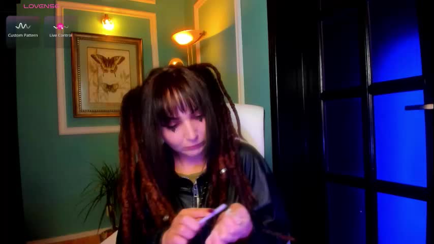 1munique Cam Model Chat November 17, 2025