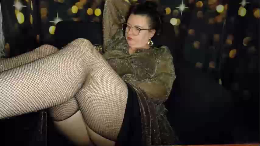 yanikka Cam Model Chat November 17, 2025