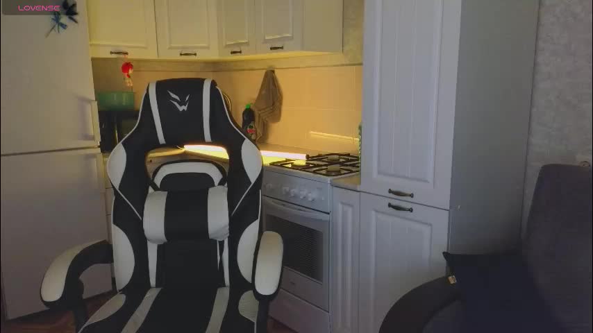 _kirieshka Cam Model Chat November 17, 2025