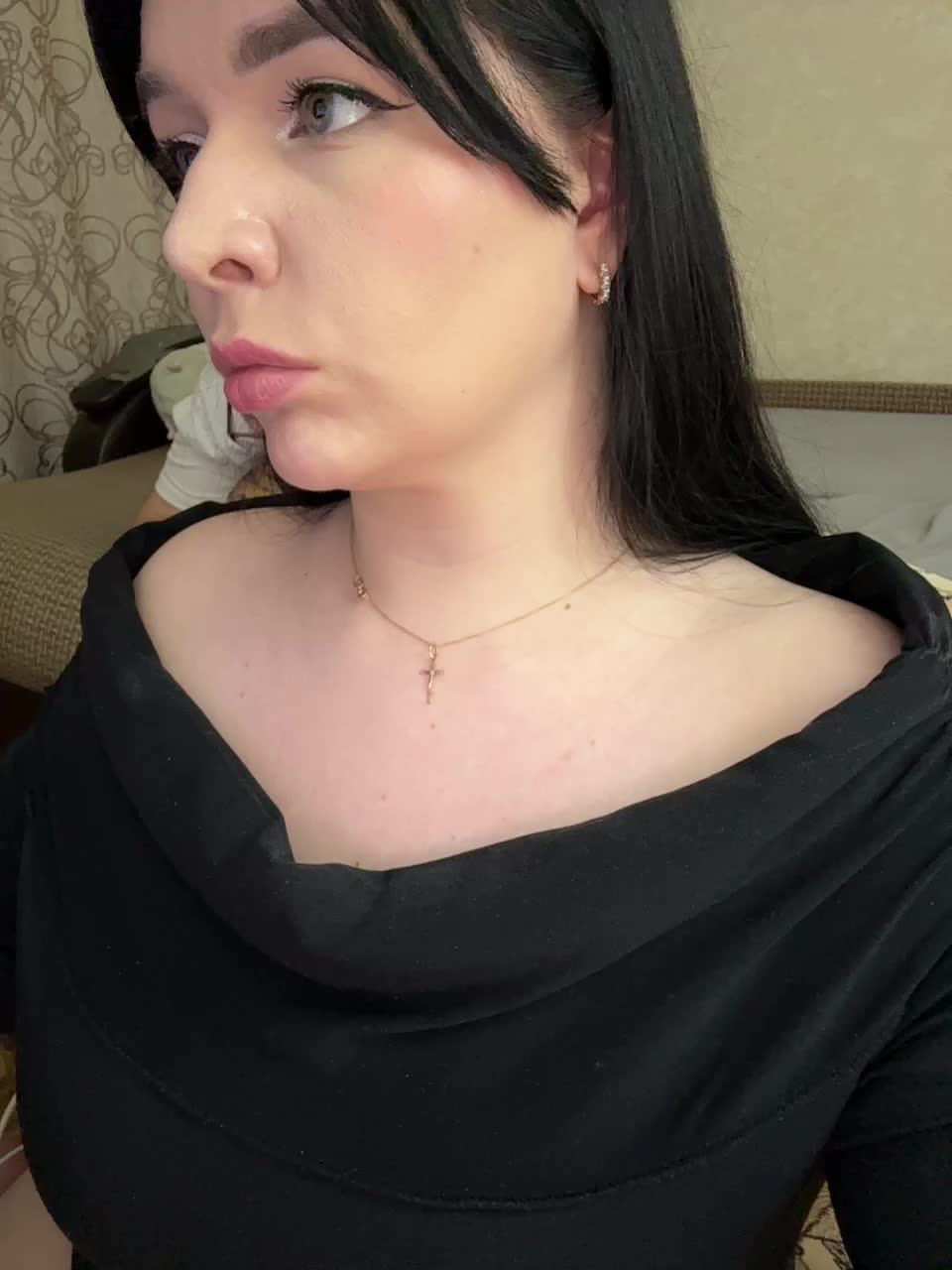 HellMor Cam Model Chat November 17, 2025