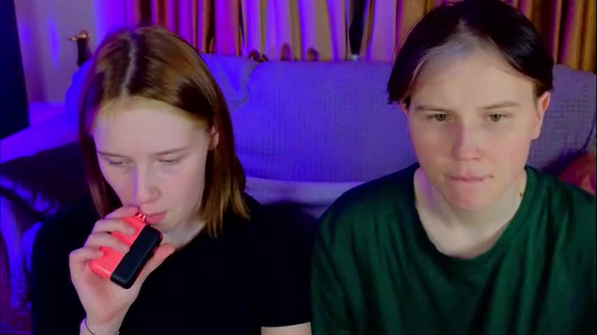 berry_assortment Cam Model Chat November 17, 2025