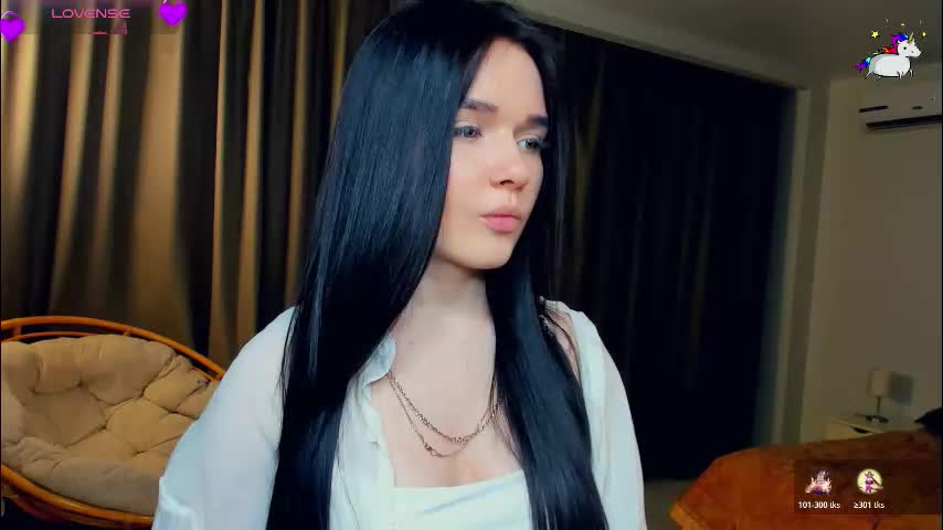 louriezita Cam Model Chat November 17, 2025