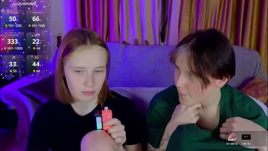 berry_assortment Cam Model Chat November 17, 2025