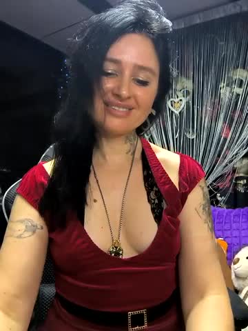 KikiXRed Cam Model Chat November 18, 2025