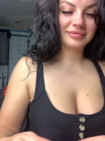 Sweeeeet_Candy Cam Model Chat November 18, 2025