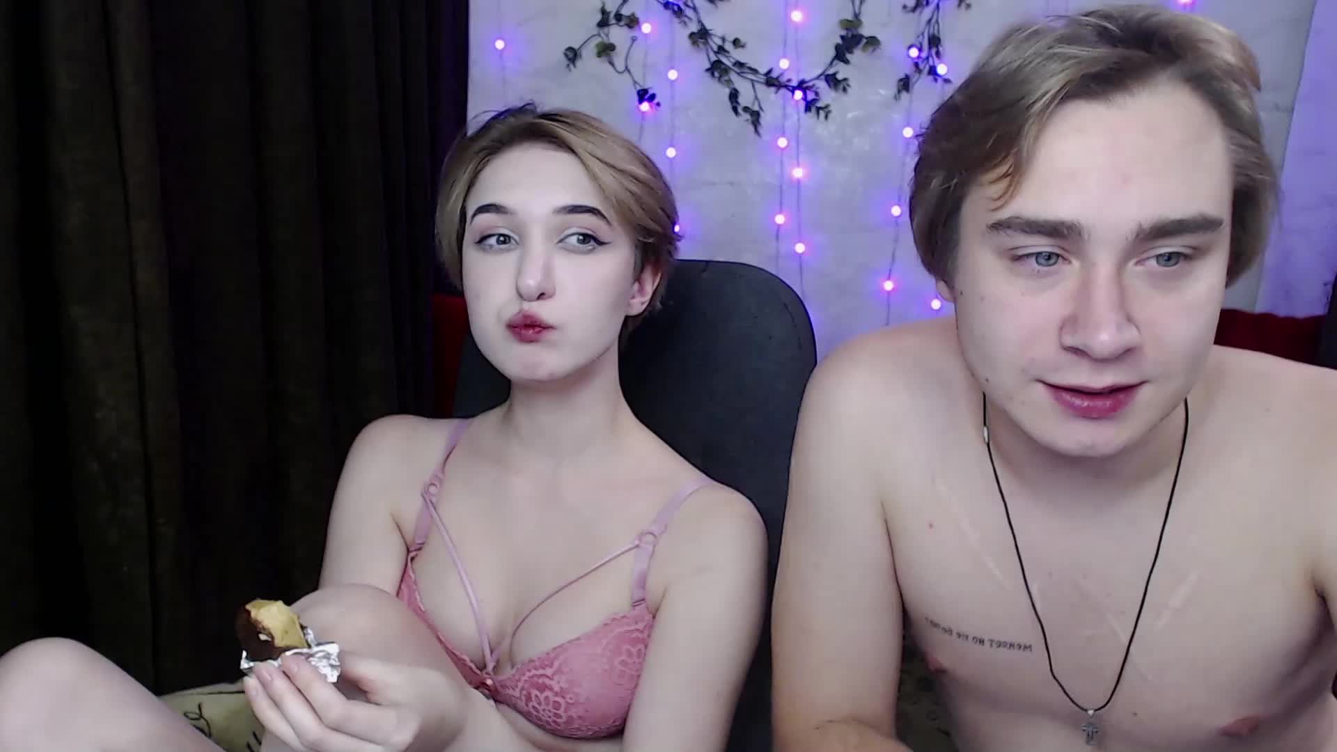 lust444money Cam Model Chat November 18, 2025