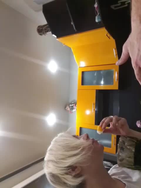 TilyTily Cam Model Chat November 18, 2025