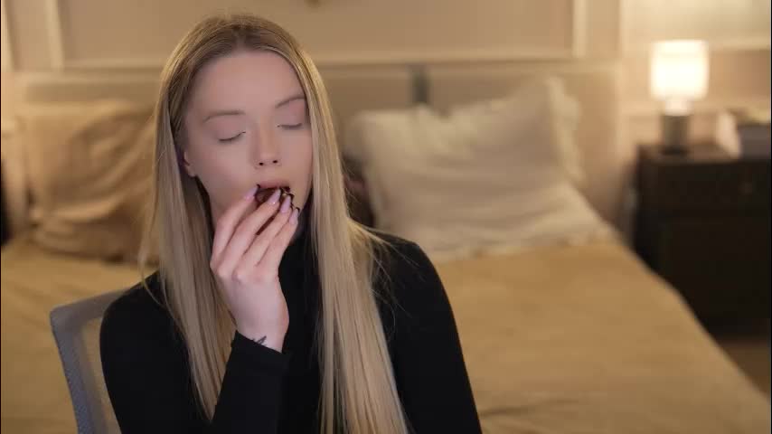 anabel054 Cam Model Chat November 18, 2025